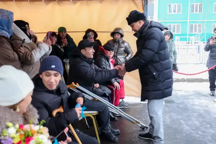 В ШЫМКЕНТЕ 46 СЕМЕЙ ПОЛУЧИЛИ КЛЮЧИ ОТ НОВЫХ КВАРТИР (3)