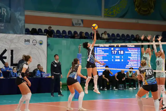 Волейбольный клуб «Жетісу» завоевывает пятый Суперкубок Казахстана, побеждая «Туран» Астане