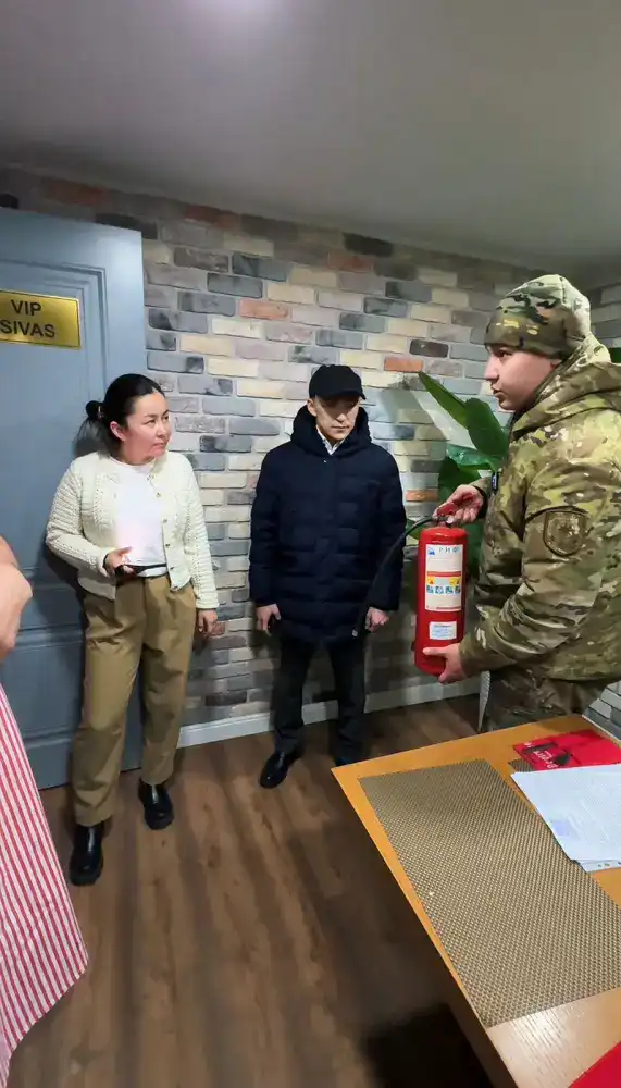 Соблюдение правил пожарной безопасности проверили в 10 заведениях общепита столичного района Алматы (2)