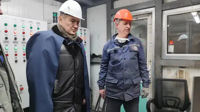 Аким ВКО без предупреждения посетил ТЭЦ в Риддере (8)