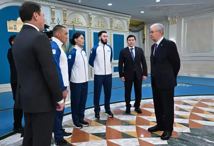 Президент отметил, что наши спортсмены достойно выступают и поднимаются на пьедестал почета на многочисленных соревнованиях (5)