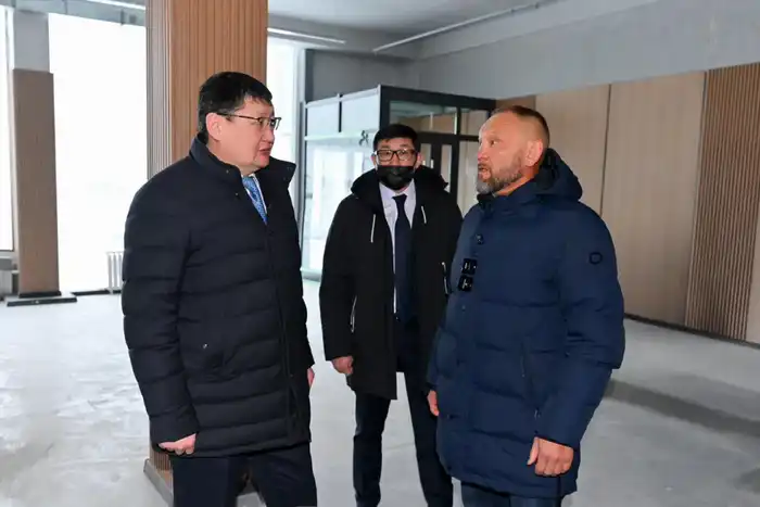 Создание рабочих мест и улучшение экономической ситуации в Семее благодаря строительству нового торгово-развлекательного центра Астане