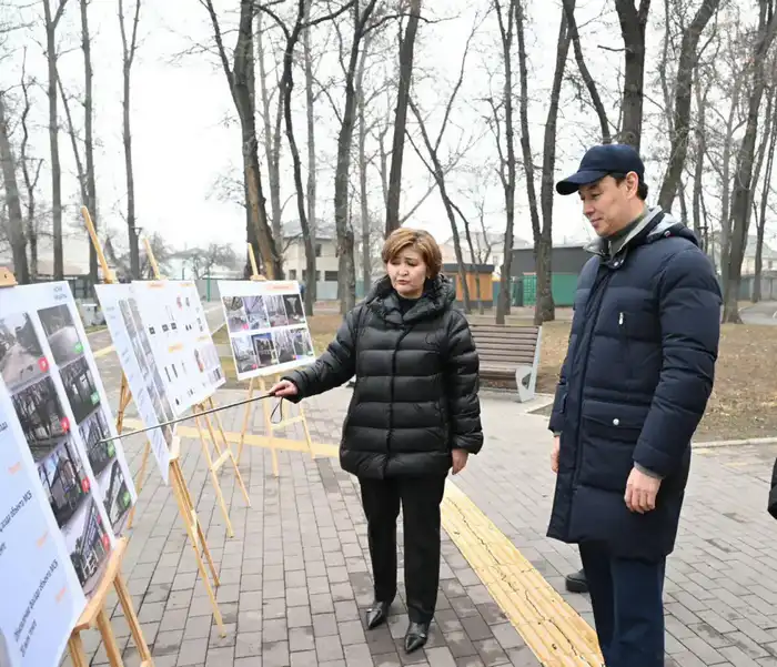 Аким Алматы проверил объекты Жетысуского района Астане
