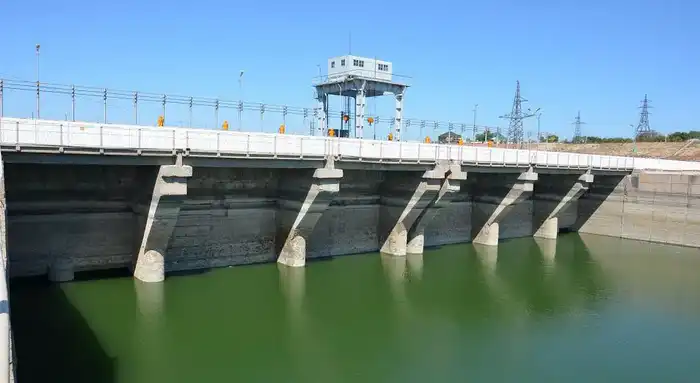 Водные артерии Казахстана: Премьер-министр обозначил сроки оживления Шардаринского и обновления Пресновского и Соколовского водоводов Астане