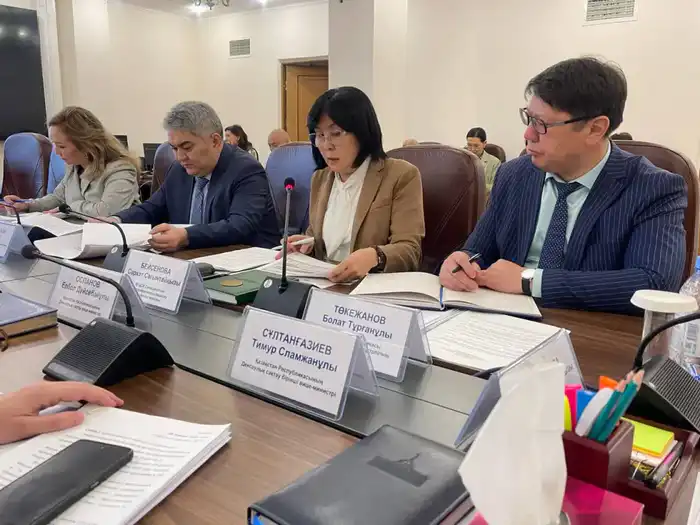 МИНЗДРАВ ПЕРЕВОДИТ ОТЧЕТНОСТЬ ПО ВАКЦИНАЦИИ В ЭЛЕКТРОННЫЙ ФОРМАТ (2)