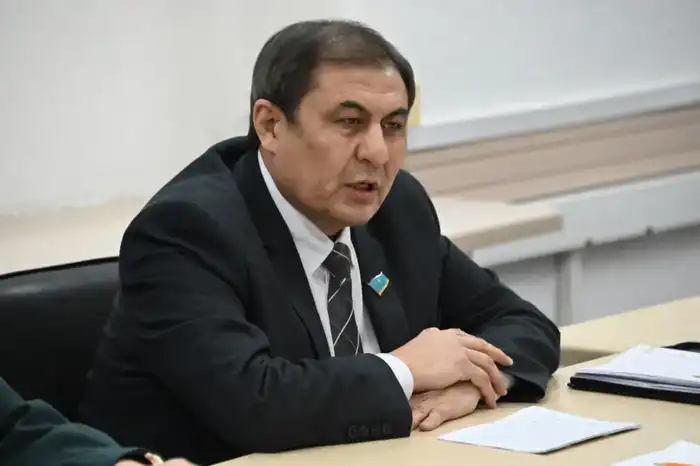 Дисциплина и быт: замминистра проверил войсковые части Карагандинского гарнизона (5)