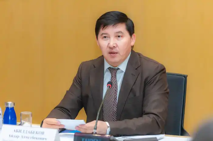 Казахстан переходит к системному управлению несырьевым экспортом (10)