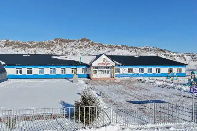 Аким ВКО посетил образовательные учреждения в Тарбагатайском районе (8)