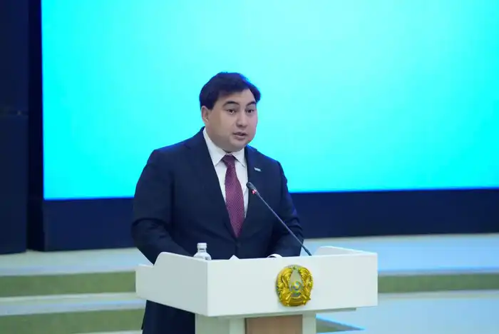 Внедрение искусственного интеллекта в госуправление: новые горизонты для казахстанской бюрократии Астане