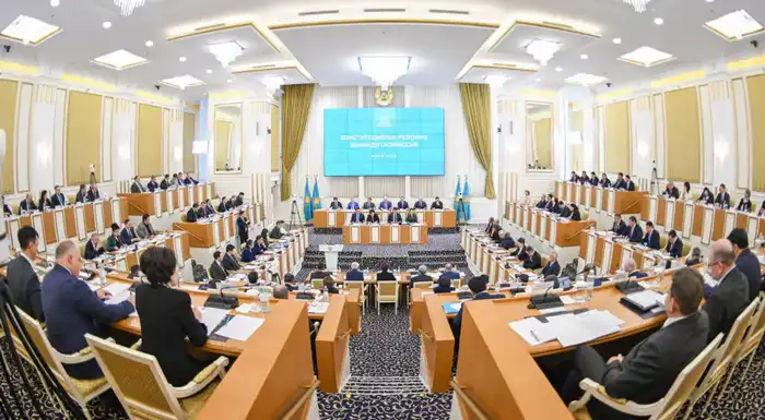 Конституционная комиссия обсуждает проект новой Конституции: акцент на «Закон и порядок» Астане