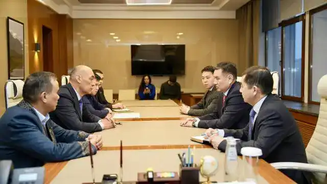 Аким ВКО обсудил с депутатами Мажилиса направления развития региона (8)