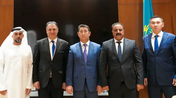 Айдарбек Сапаров провел ряд двусторонних переговоров с бизнес-сообществом ОАЭ (7)