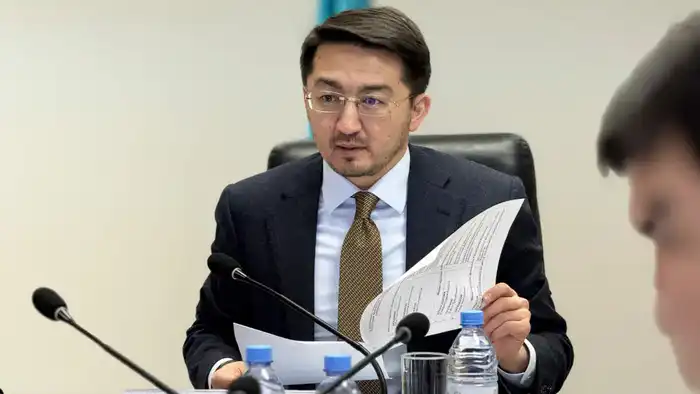 Цифровая палитра: Жаслан Мадиев раскрашивает систему здравоохранения новыми технологиями Астане