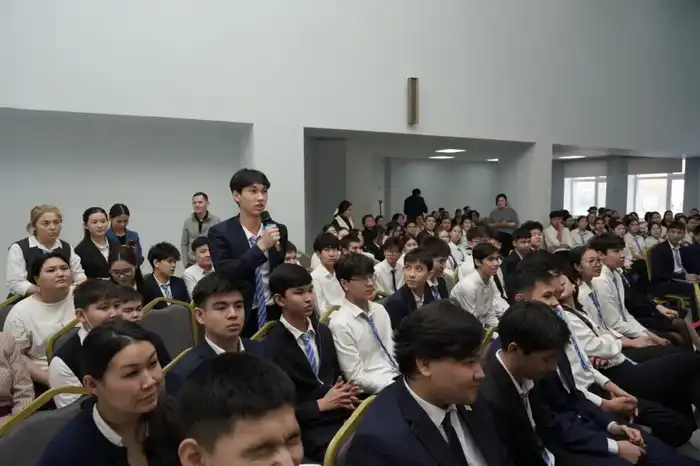 «Экономь воду – спаси будущее»: в Астане для школьников организован эко-час (3)