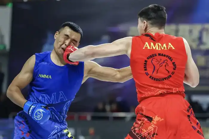 Казахстанский военнослужащий Кадырбек Шынбаев завоевал золото на чемпионате Азии по ММА в Китае Астане