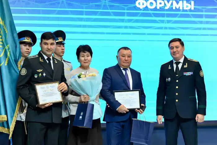 В Семее прошел региональный форум «5 лет на пути закона и порядка» (5)