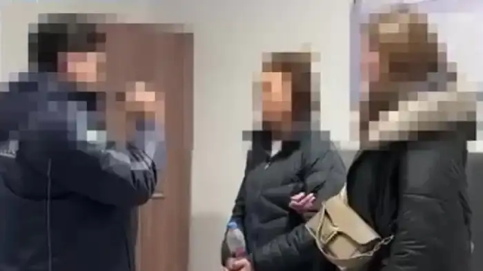 Грузия экстрадировала казахстанку, подозреваемую в тяжком экономическом преступлении, в Казахстан. Астане