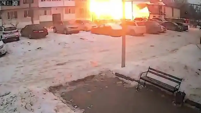 В Хромтау произошел мощный взрыв в центре города, вызвавший панику среди местных жителей. На месте ЧП появились кадры, фиксирующие последствия инцидента. Корреспондент Tengrinews.kz сообщает о подробностях происшествия, однако реакция общественности на сл Астане