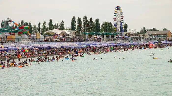 Токаев о проблемах туризма в Казахстане: Лень, хамство и хайп Астане