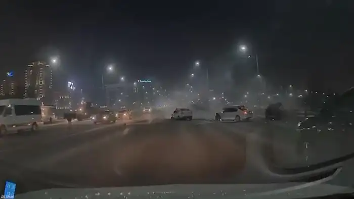 Смертельная авария на мосту Сарайшык в Астане: два человека погибли в результате ДТП Астане