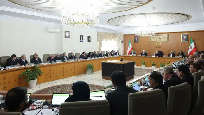 Иран: Президент призывает к решению проблем граждан для повышения общественного одобрения Астане