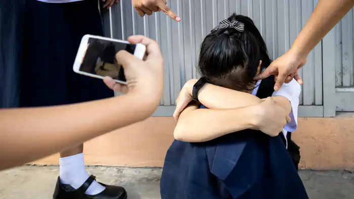 Травля как тень: уголовное дело о реанимации школьницы в Алматы закрыто Астане