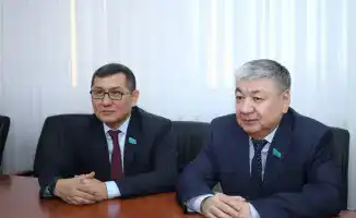 Аким Мангистауской области Нурдаулет Килыбай обсудил с сенаторами планы по развитию региона