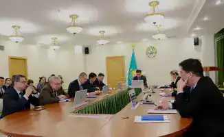 Минтруд подвел итоги работы в соцсфере и внедрения цифровых технологий на совещании под председательством Аскарбека Ертаева