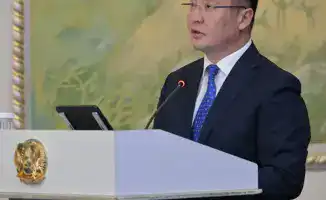 Асаин Байханов представил отчет о социально-экономическом развитии региона с акцентом на инвестиции в образование и инфраструктуру