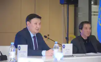 Обсуждение единства народов на заседании в Туркестане: шаг к улучшению будущего Казахстана