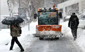 Алматы готовится к снегопаду: коммунальные службы переходят на усиленный режим работы