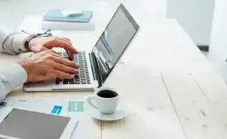 В 2025 году на ЭБТ наблюдается значительное превышение предложения вакансий над спросом