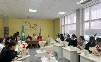 Астана: Студенты и школьники создают аромат будущего!