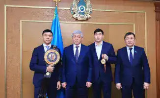Карагандинские боксеры чемпионы мира Аблайхан Жусупов и Сабыржан Аккалыков