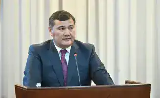 Маулен Ашимбаев провёл встречу с депутатами Маслихата и общественными деятелями для обсуждения приоритетов Президента.