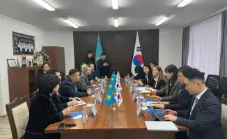 Вице-министр труда РК Виктория Шегай представила делегатам из Южной Кореи детали вступления Казахстана в систему EPS