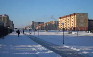 Актобе в смятении: резкий запах вызывает массовые обращения граждан в аварийные службы