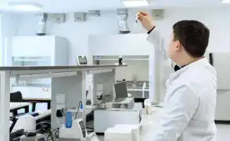 В столице открываются новые поликлиники и внедряются системы ИИ в медицине: 2025 год принесет значительные изменения