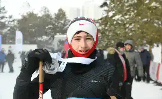 В Астане прошли соревнования по лыжным гонкам с участием более 500 лыжников