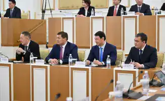 В Астане прошло первое заседание Комиссии по Конституционной реформе под руководством Эльвиры Азимовой