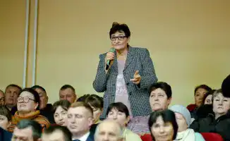 Аким области Гауез Нурмухамбетов начал рабочий день с визита в Чистопольский сельский округ для обсуждения улучшения дорог и благоустройства