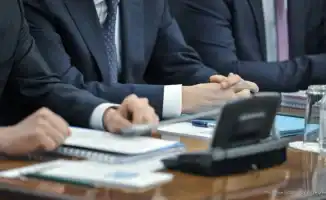 Депутаты Курултая получат право контролировать министров: возможные последствия для власти и ответственности