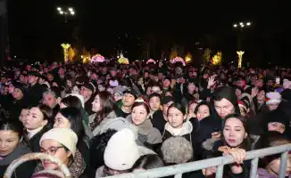 Мэрия Алматы подводит итоги года и поздравляет жителей с Новым годом