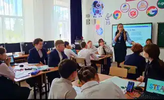 Свет в оконце: как педагог из Карагандинской области освещает путь сельскому образованию с помощью IT-инноваций