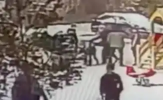 Драка детей в Астане: мужчина вмешался в конфликт во дворе жилого дома