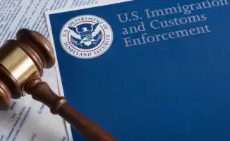 Социальные последствия приостановки иммиграционных виз для граждан Казахстана: что ждет будущих мигрантов?