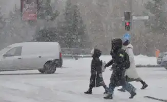 В Казахстане ожидаются неблагоприятные погодные условия: штормовые предупреждения на 11 января