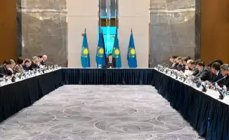 Премьер-министр Казахстана Олжас Бектенов призывает зарубежных инвесторов к сотрудничеству на Совете иностранных инвесторов
