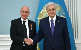 Касым-Жомарт Токаев наградил орденом президента Международной федерации лыжного спорта и сноуборда Йохана Элиаша во время его визита в Акорду.