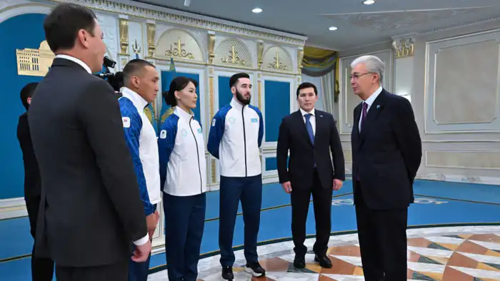 Токаев поднимает флаг надежды: Казахстанские спортсмены готовятся к зимнему олимпийскому марафону Астане